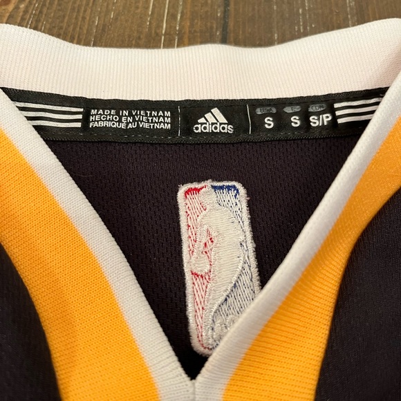 NBA - Black/Gold Steph Curry Jersey size small - Picture 3 of 3